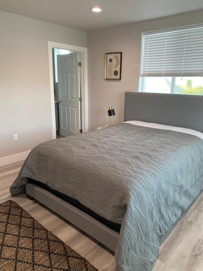 Private Room In New Appartment With Full Bath Los Angeles Exterior foto